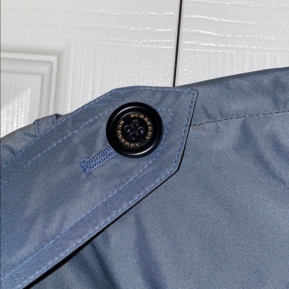 Authentic Burberry Trench Coat - Picture 9 of 14